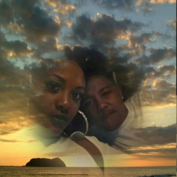 Meet your Posher, Cassandra - Picture 1 of 1